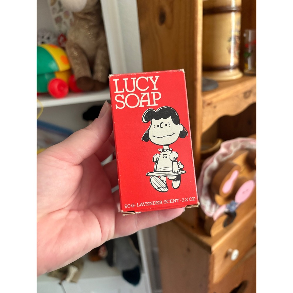 VTG as is Peanuts Lucy Soap Determined Production 1952 Copyright